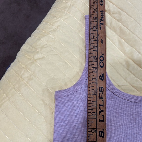 VUORI CROP TANK TOP - Picture 5 of 5